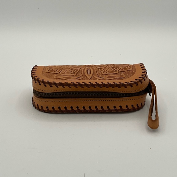 Vtg Cowhide Tooled Leather Coin Purse Wallet handmade Floral Indian Head NH - Picture 4 of 8